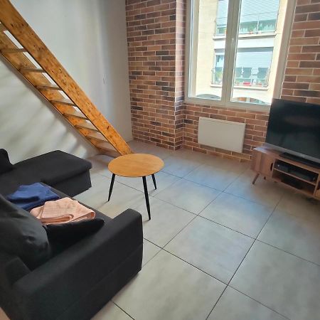 Apartamento Joli Apparemment Type Loft Cavaillon Exterior foto